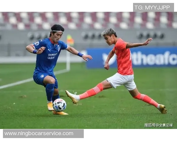 泰国足球明星全景解析与他们的辉煌成就与影响力探讨 泰国足球明星全景解析与他们的辉煌成就与影响力探讨